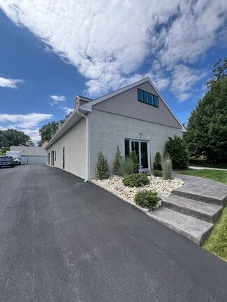 Plus de détails pour 1 Blackhorse Ln, Media, PA - Local d’activités à vendre