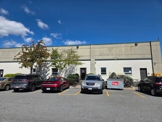 Plus de détails pour 74-124 Cummings Park, Woburn, MA - Local d'activités à louer