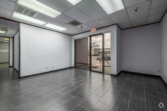9001 Jameel Rd, Houston, TX à louer Photo intérieure– Image 1 sur 9