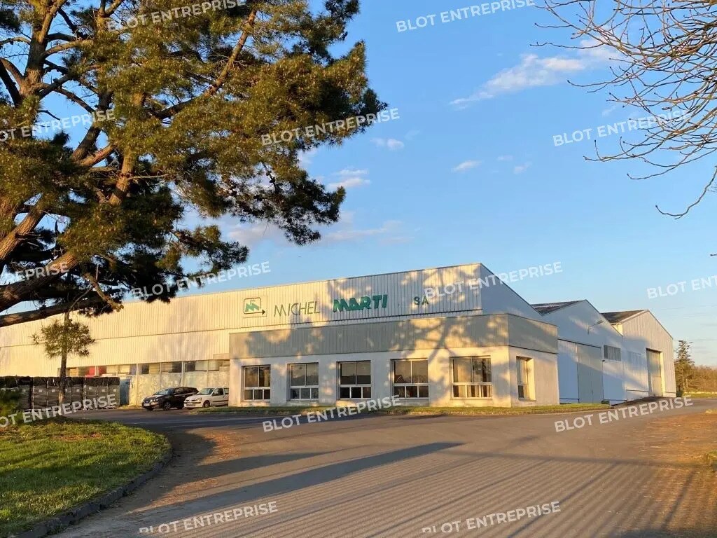 Local d'activités dans Meillac à vendre Photo de l’immeuble– Image 1 sur 11