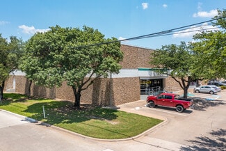 Plus de détails pour 1401 Summit Ave, Plano, TX - Industriel/Logistique à louer