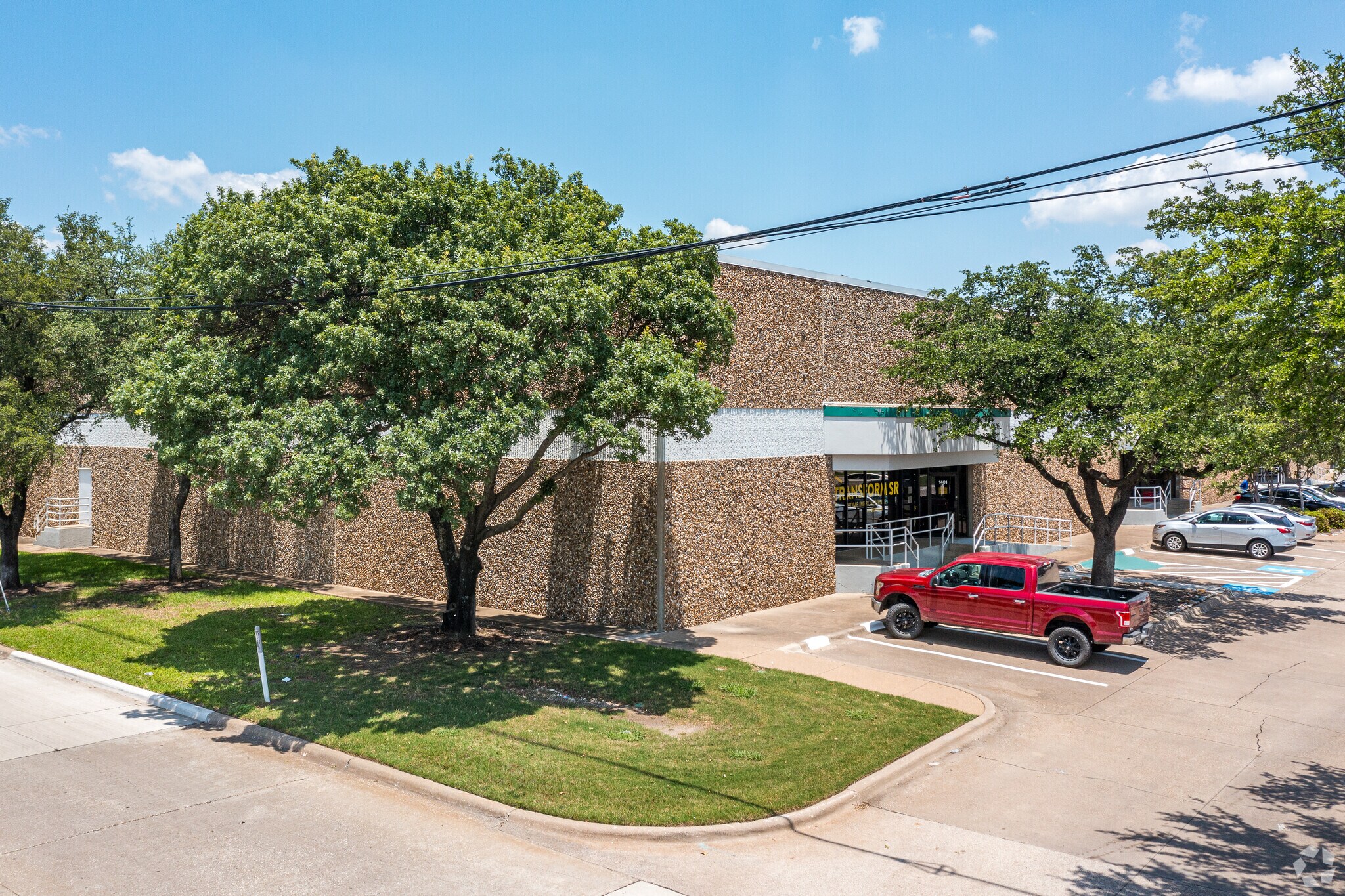 1401 Summit Ave, Plano, TX à louer Photo principale– Image 1 sur 7