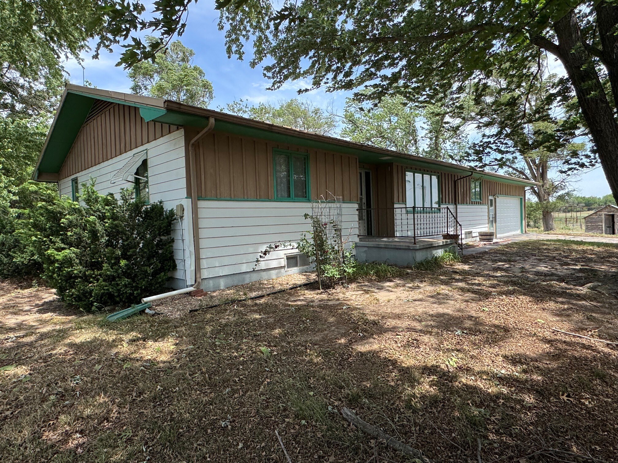 914 N Burmac Rd, Burrton, KS à vendre Photo de l’immeuble– Image 1 sur 20