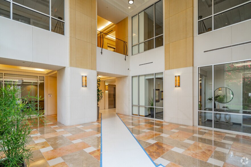 18615 Tuscany Stone, San Antonio, TX à louer - Photo intérieure – Image 2 sur 15