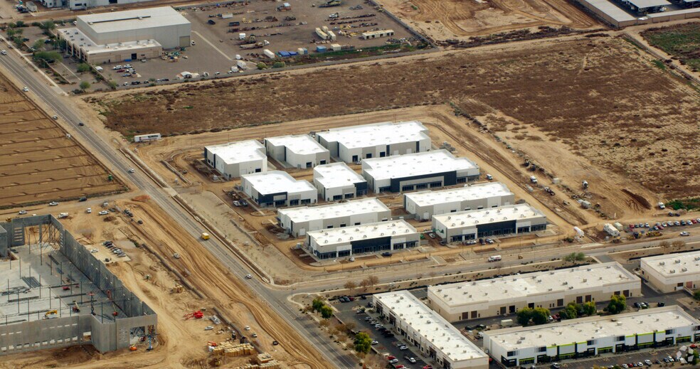 8029 E Pecos Rd, Mesa, AZ à louer - Photo de l’immeuble – Image 2 sur 10