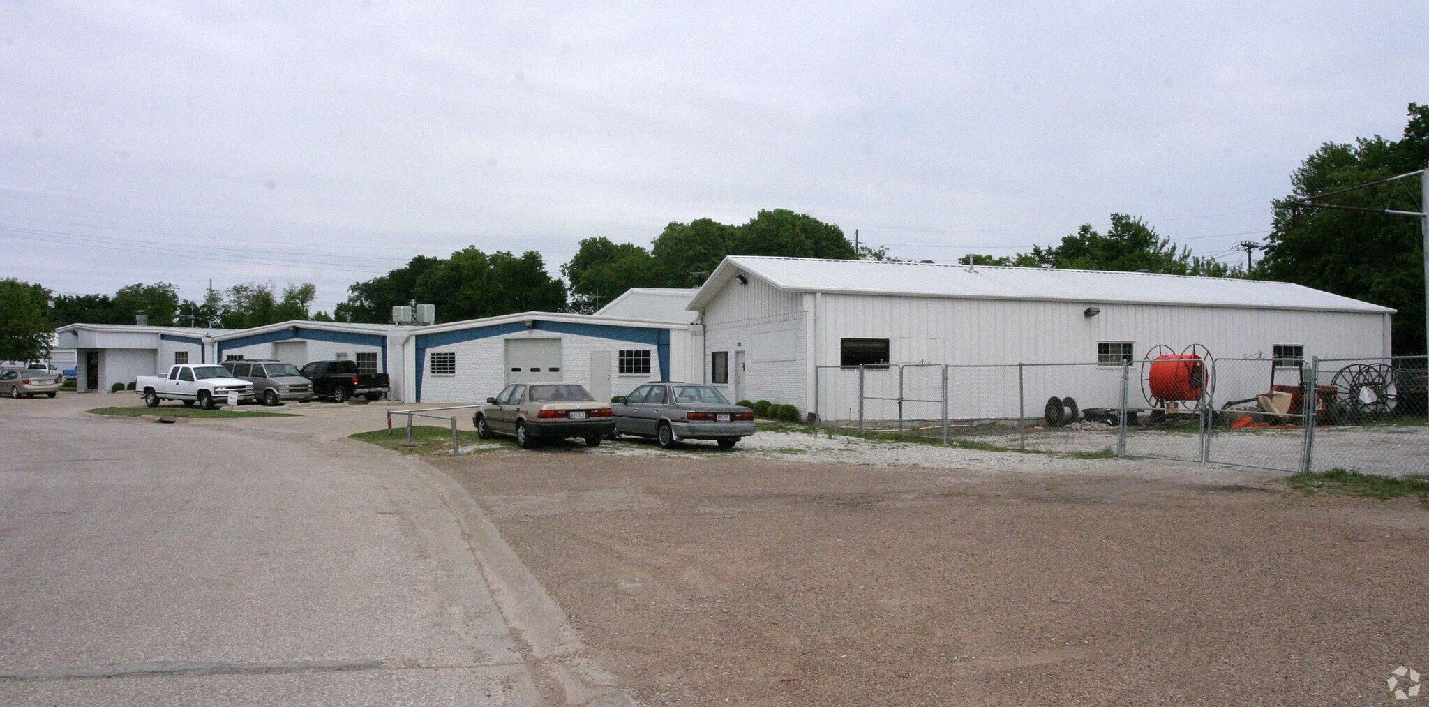 232 Commercial St, Garland, TX à louer Photo principale– Image 1 sur 3