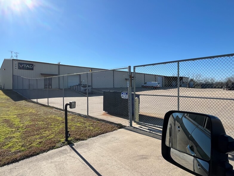 1486 Champion Rd, Terrell, TX à louer - Photo de l’immeuble – Image 2 sur 15