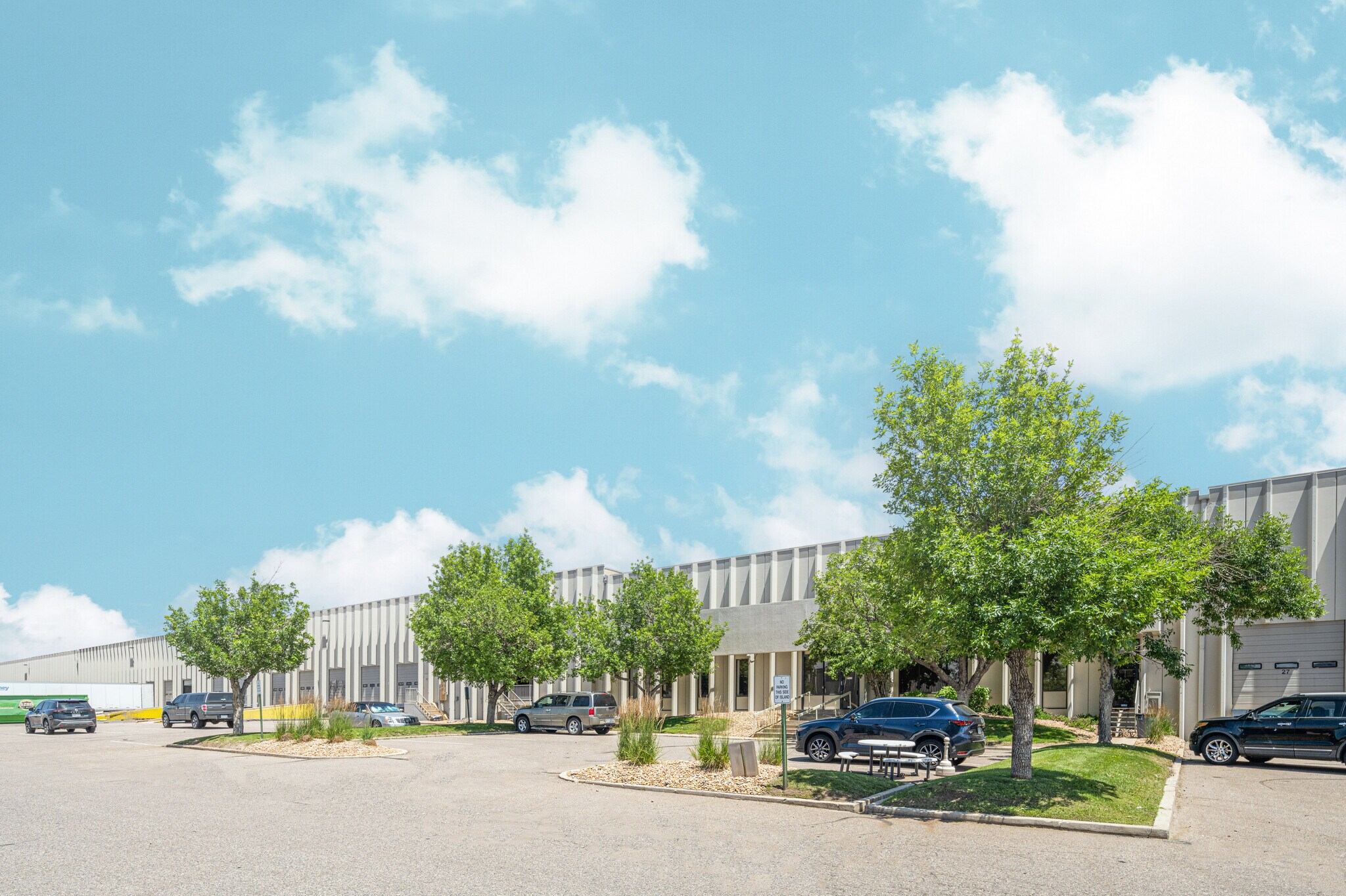 3950 Nome St, Denver, CO à louer Photo principale– Image 1 sur 10