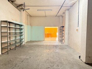 Local commercial dans Manresa, Barcelona à louer Photo intérieure– Image 1 sur 9