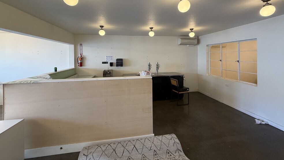 123 Front Ave NW, Castle Rock, WA à vendre - Photo de l’immeuble – Image 3 sur 12