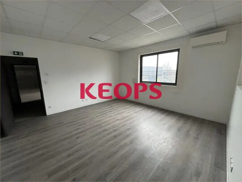 4 Rue Ecopole, Villeneuve-Tolosane à louer - Photo intérieure – Image 2 sur 5