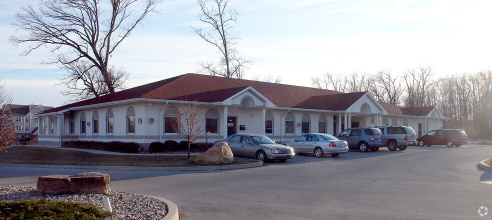 7806 W Jefferson Blvd, Fort Wayne, IN à vendre - Photo de l’immeuble – Image 2 sur 3