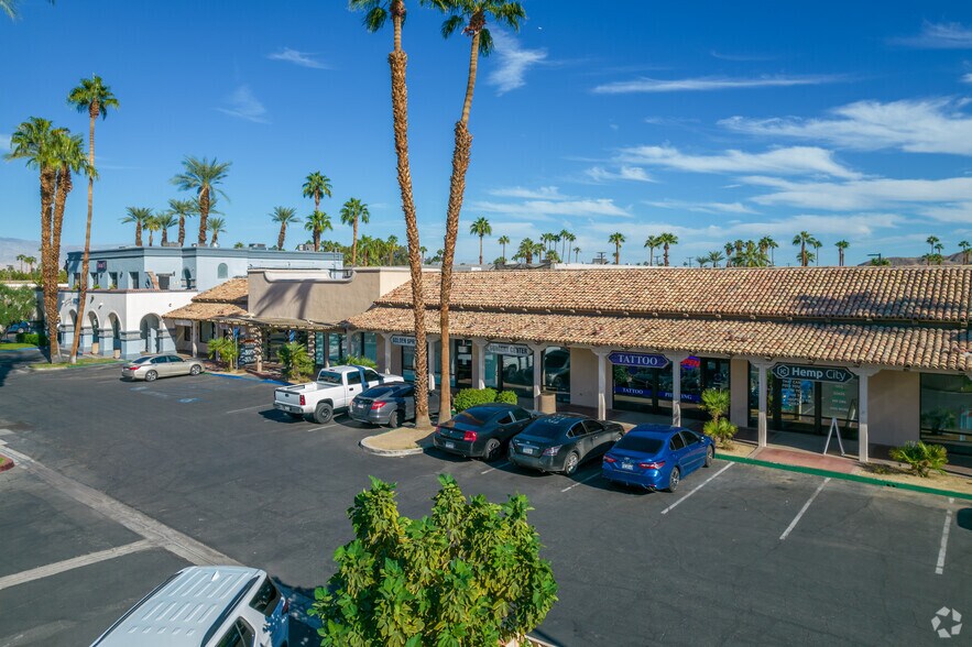 67555-67575 E Palm Canyon Dr, Cathedral City, CA à louer - Photo de l’immeuble – Image 3 sur 7