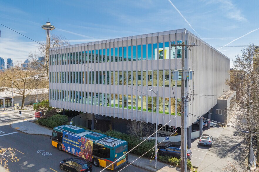 415 1st Ave N, Seattle, WA à louer - Photo de l’immeuble – Image 2 sur 8