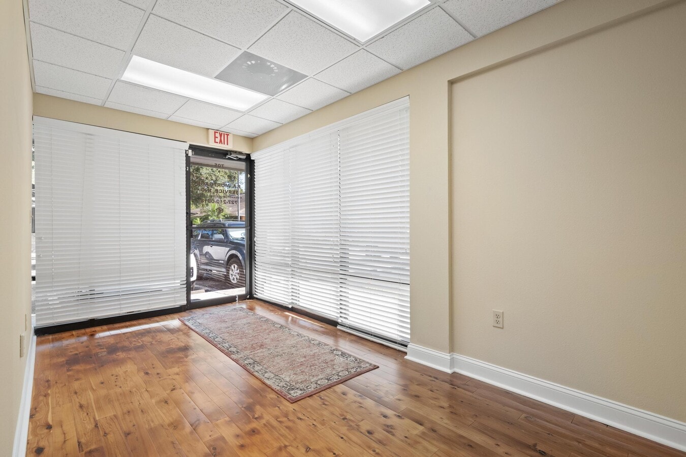 701 Enterprise Rd E, Safety Harbor, FL 34695 - Lot 705 -  - Photo intérieure - Image 1 of 17