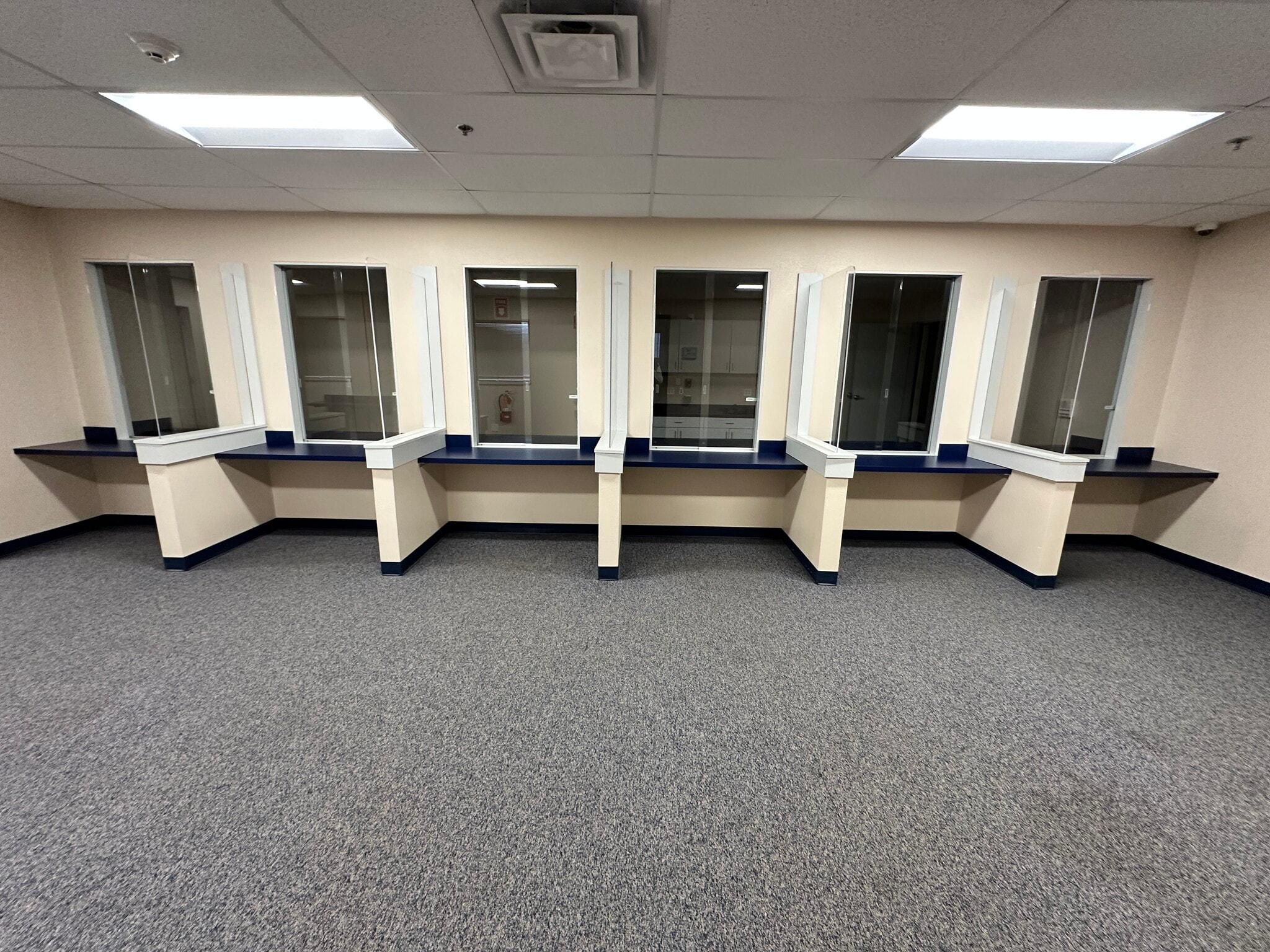 1961 Premier Dr, Mankato, MN à louer Photo de l’immeuble– Image 1 sur 32