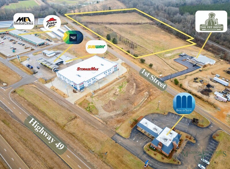 126 First St, Flora, MS à vendre - Aérien – Image 3 sur 5