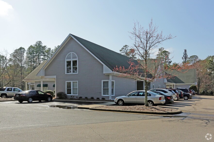 5501 Fortune's Ridge Rd, Durham, NC à louer - Photo principale – Image 1 sur 9