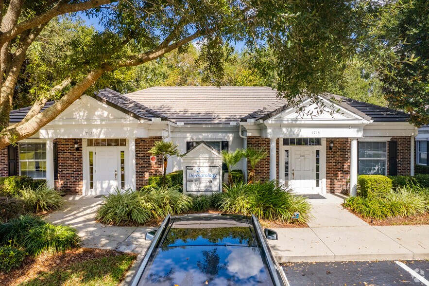 1713-1715 S Kings Ave, Brandon, FL à vendre - Photo de l’immeuble – Image 3 sur 19