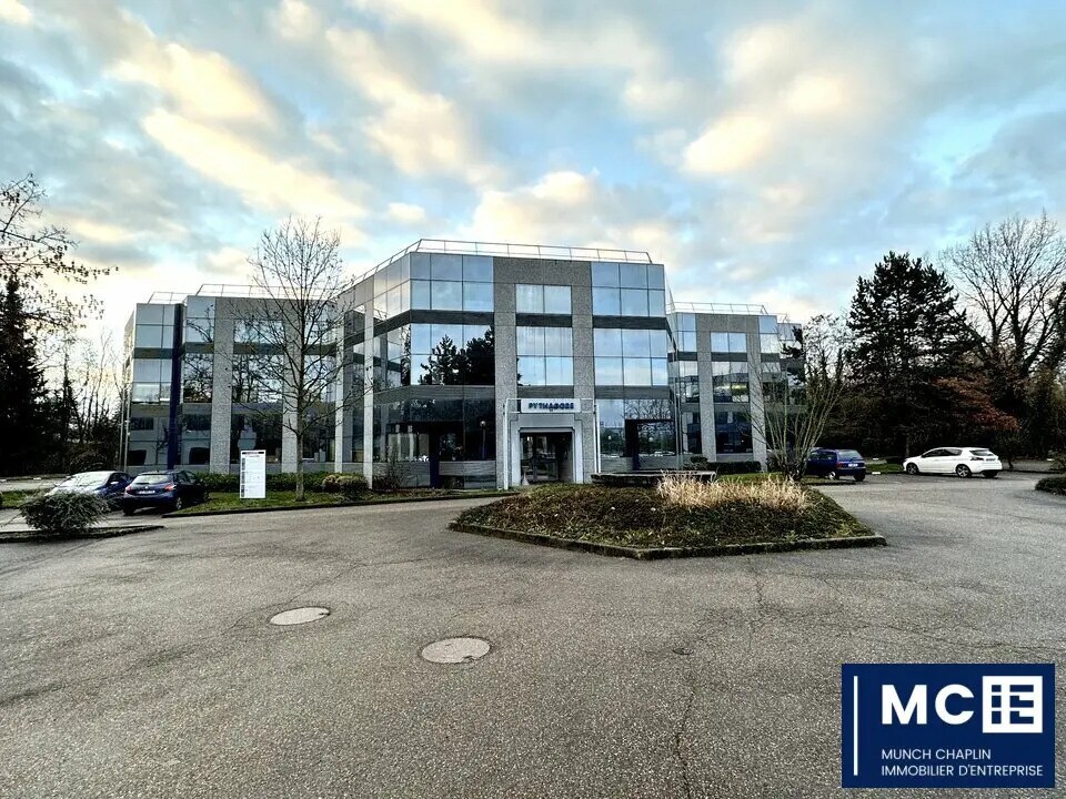 Bureau dans ILLKIRCH-GRAFFENSTADEN à louer Photo de l’immeuble– Image 1 sur 7