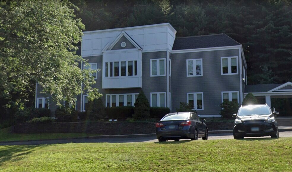 321 Main St, Farmington, CT à louer - Photo de l’immeuble – Image 2 sur 5