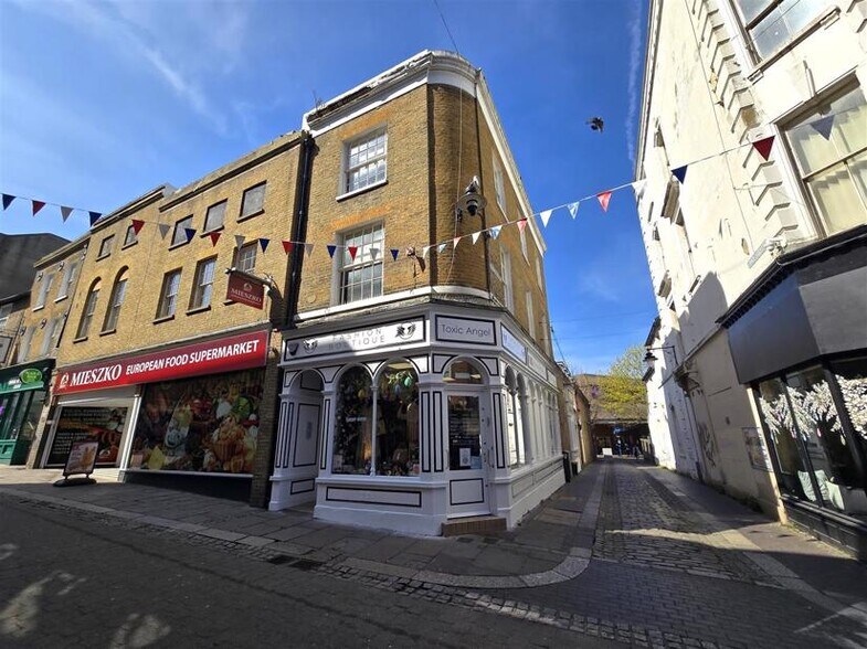 54-54A High St, Gravesend à louer - Photo de l’immeuble – Image 2 sur 2