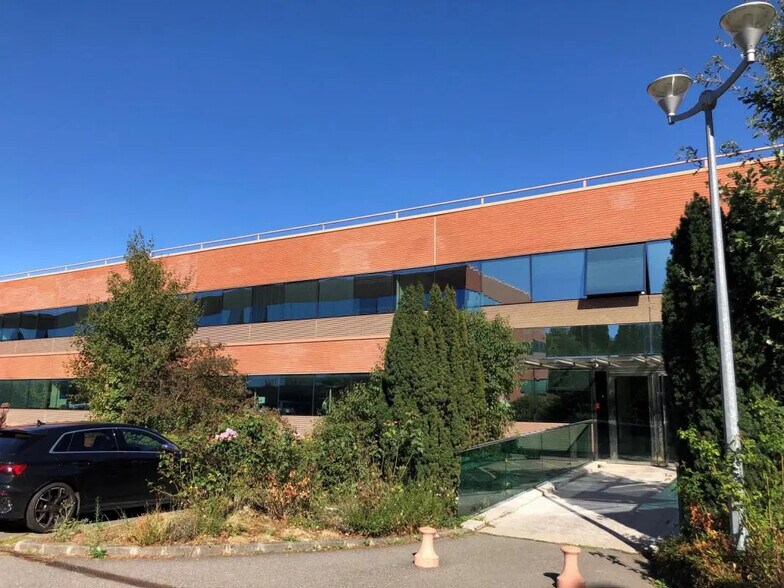 Bureau dans Toulouse à louer - Photo de l’immeuble – Image 2 sur 23