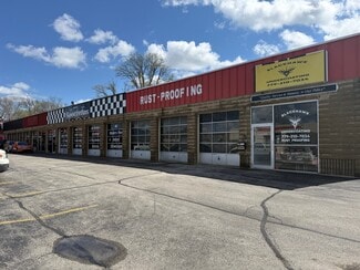 Plus de détails pour 1701-1719 E Riverside Blvd, Rockford, IL - Local commercial à louer