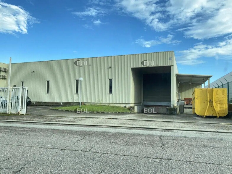 Industriel/Logistique dans Genas à louer - Photo de l’immeuble – Image 2 sur 20