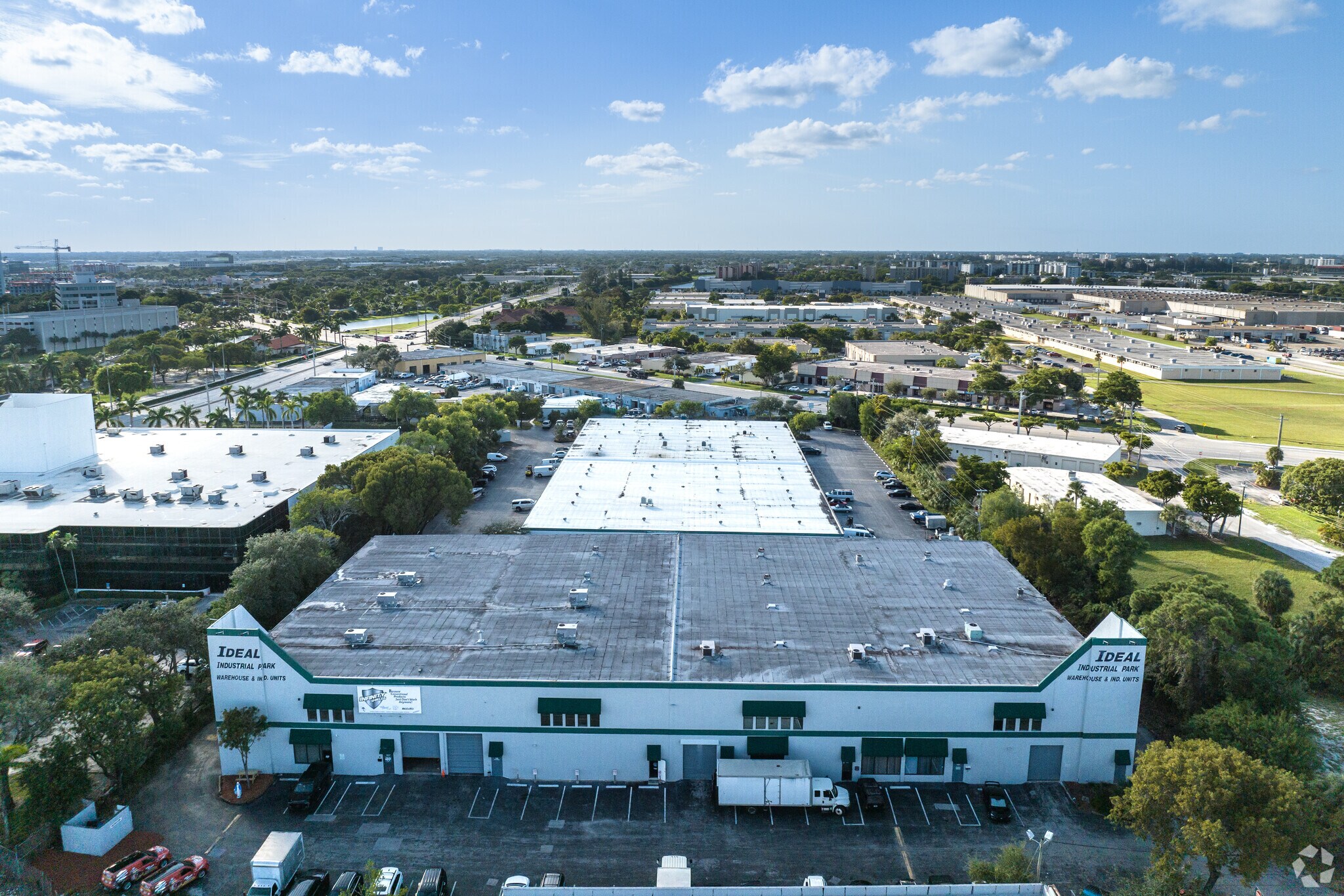 1401-1407 SW 10th Ave, Pompano Beach, FL à louer Aérien– Image 1 sur 7