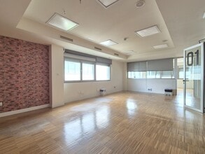 Bureau dans Villaviciosa de Odón, Madrid à louer Photo intérieure– Image 2 sur 8