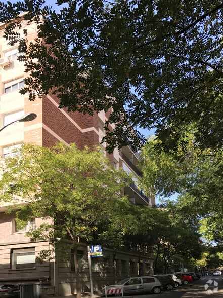 Calle Diego León, 54, Madrid, Madrid à louer - Photo de l’immeuble – Image 2 sur 2