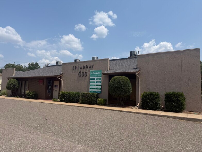400 N Broadway, Edmond, OK à louer - Photo de l’immeuble – Image 2 sur 21