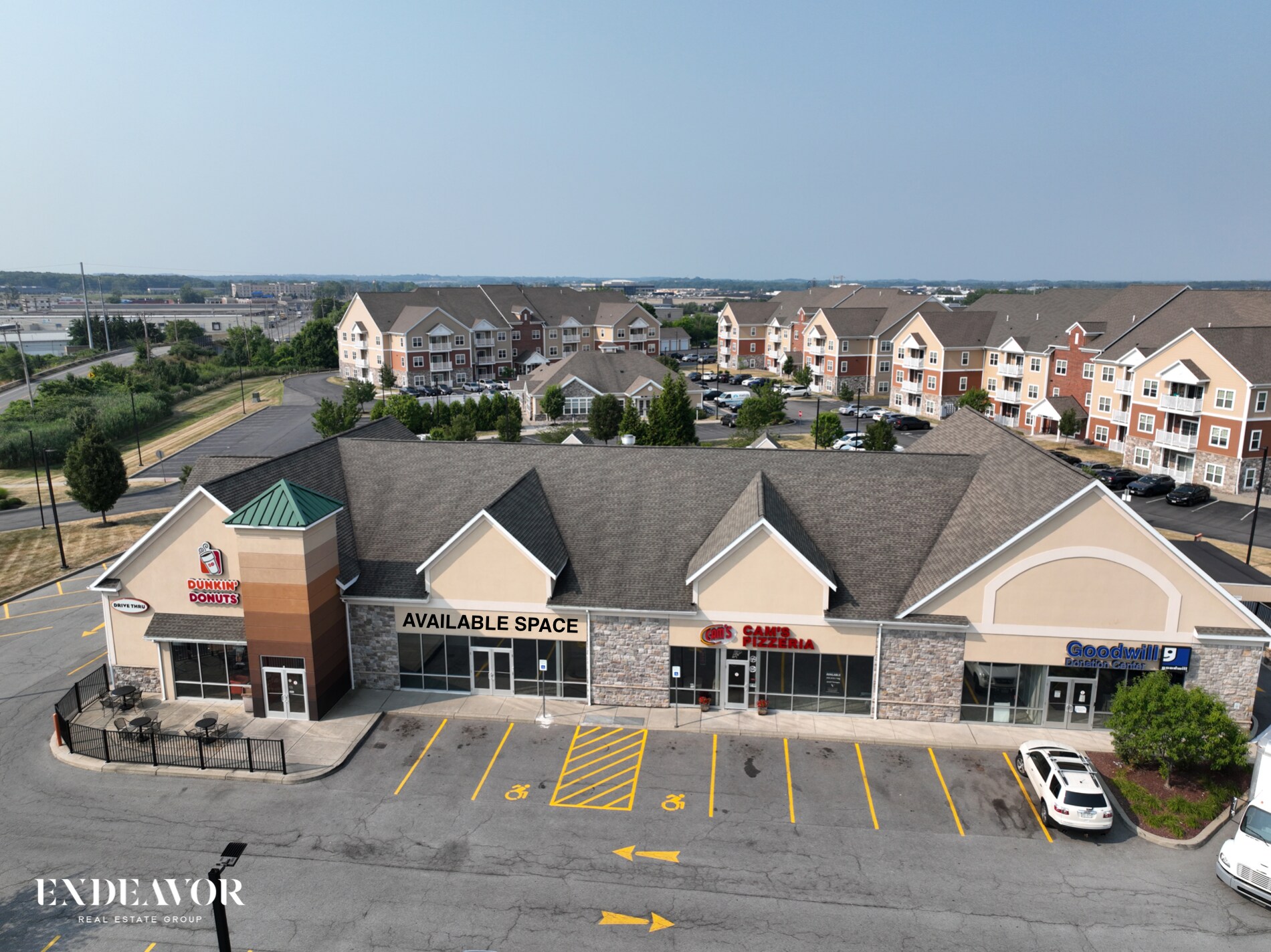 2341 Brighton Henrietta Town Line Rd, Rochester, NY à louer Photo de l’immeuble– Image 1 sur 15