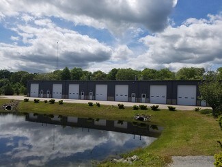 Plus de détails pour 345-355 Compass Cir, North Kingstown, RI - Industriel/Logistique à vendre