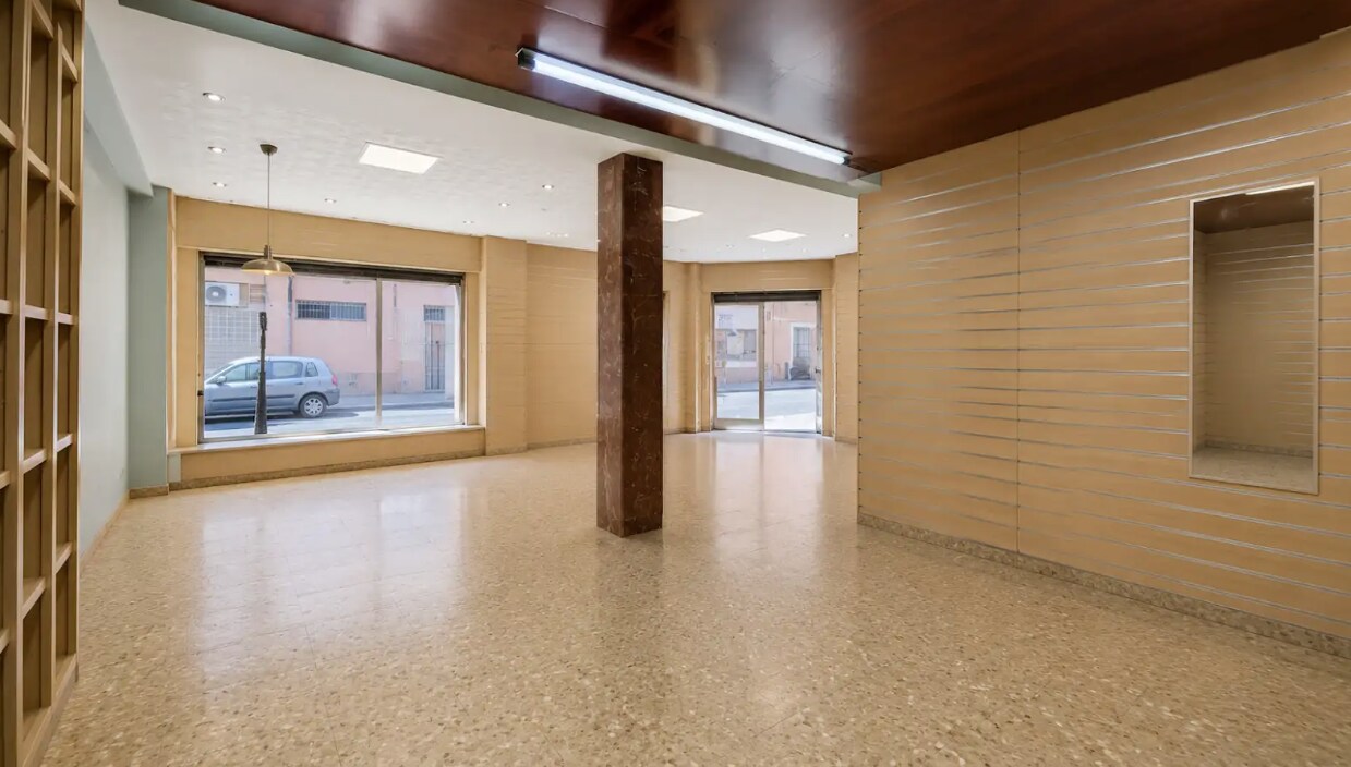 Madrid, MAD 28039 - Lot 1 - - Photo intérieure - Image 1 of 11