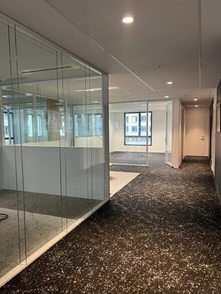 7-9 Rue Stephenson, Montigny-le-Bretonneux à vendre - Photo intérieure – Image 3 sur 7