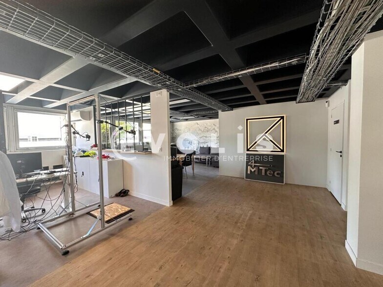 Bureau dans Montrouge à louer - Photo intérieure – Image 2 sur 10