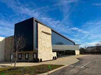 Plus de détails pour 4780 Cornell Rd, Cincinnati, OH - Local commercial à vendre