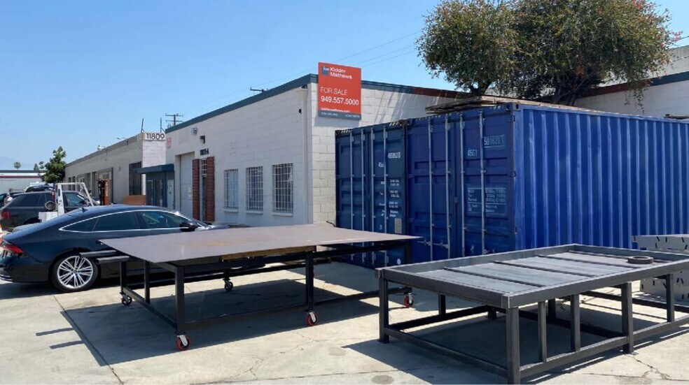 11811 Slauson Ave, Santa Fe Springs, CA à louer - Photo de l’immeuble – Image 2 sur 7