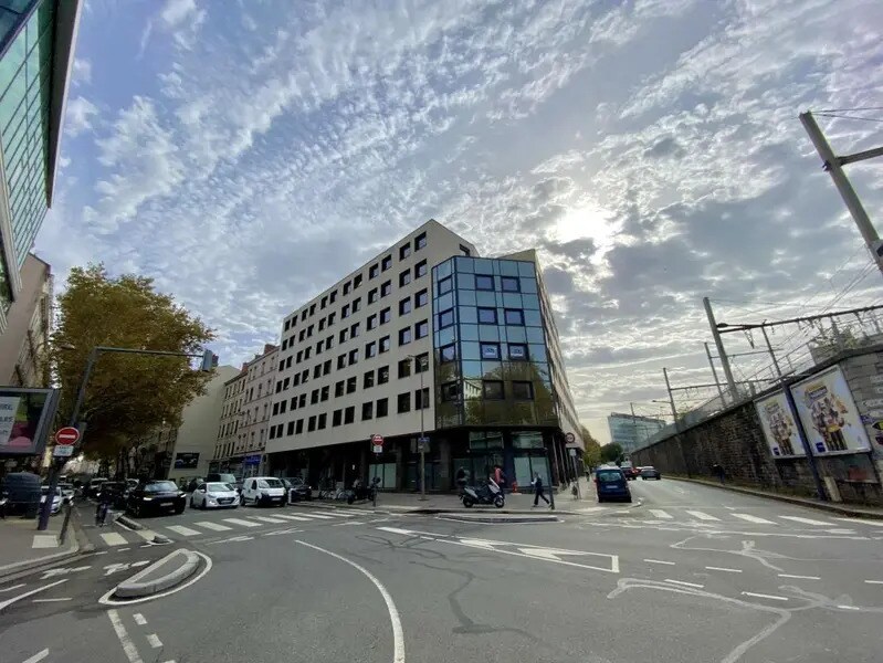 92-96 Cours Vitton, Lyon à louer Photo de l’immeuble– Image 1 sur 11