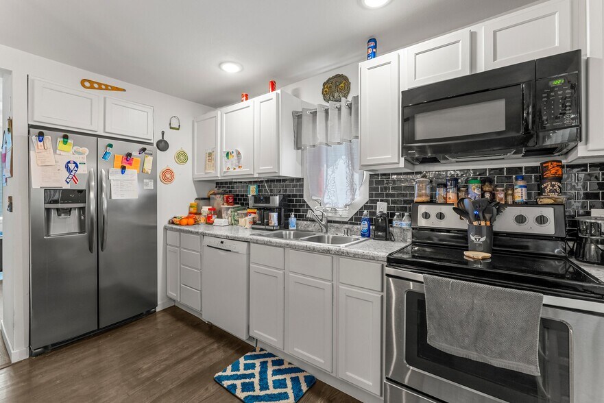 820 N 6th St, Montevideo, MN à vendre - Photo de l’immeuble – Image 3 sur 43