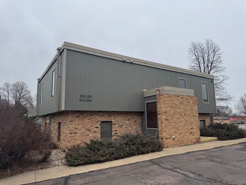 4809 W 41st St, Sioux Falls, SD à louer - Photo principale – Image 1 sur 1