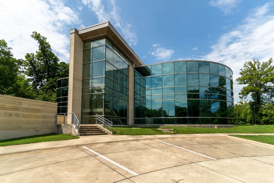 1 Peregrine Way, Cedar Falls, IA à vendre - Photo de l’immeuble – Image 3 sur 75