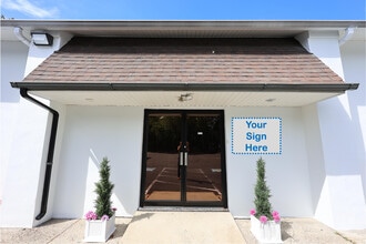 50 Princeton Hightstown Rd, Princeton Junction, NJ à louer Photo intérieure– Image 1 sur 8