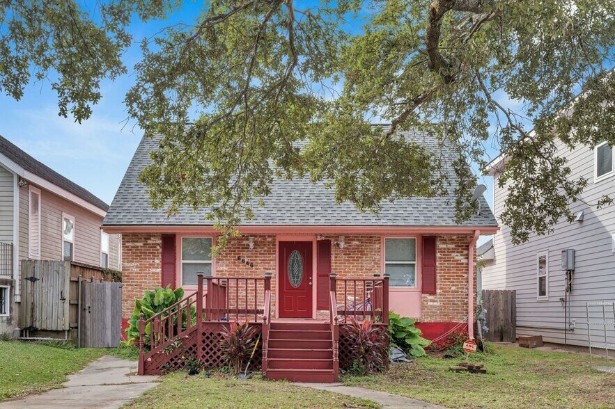 6646 Bellaire Dr, New Orleans, LA à vendre - Photo principale – Image 1 sur 1