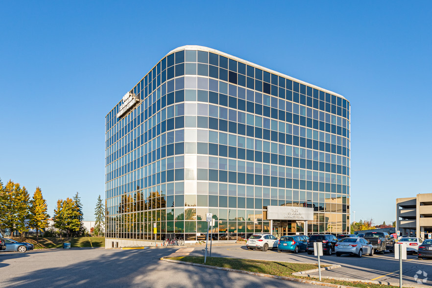 1400 St Laurent Blvd, Ottawa, ON à louer - Photo de l’immeuble – Image 1 sur 1