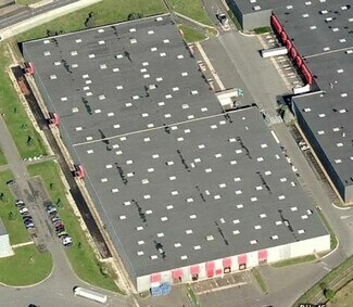 Plus de détails pour Bureau, Industriel/Logistique à louer