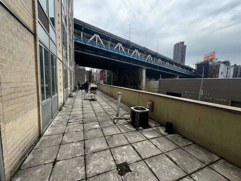 148 Madison St, New York, NY à louer - Photo de l’immeuble – Image 2 sur 9