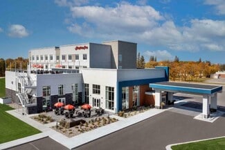Plus de détails pour 109 N State Ave, Warroad, MN - Hôtellerie à vendre